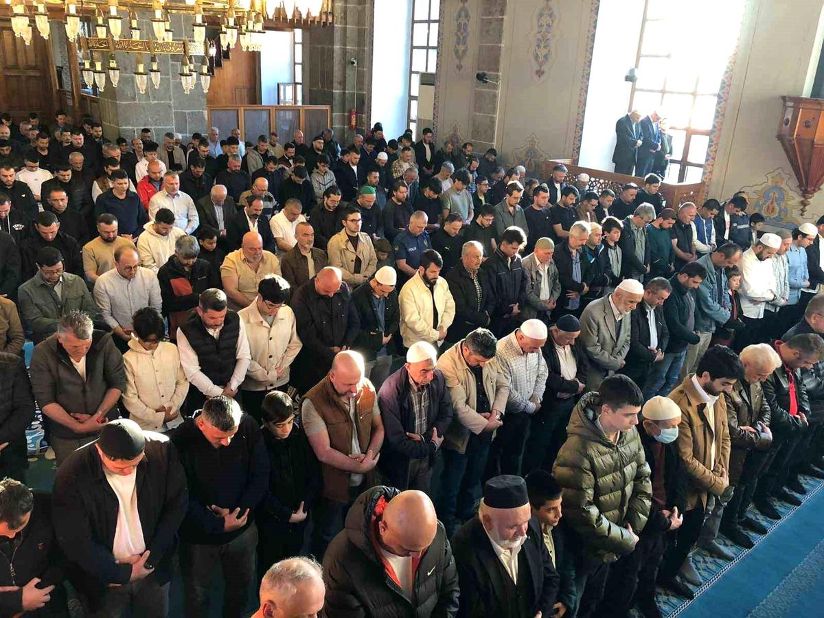 Samsun’da Kurban Bayramı Namazı Coşkusu