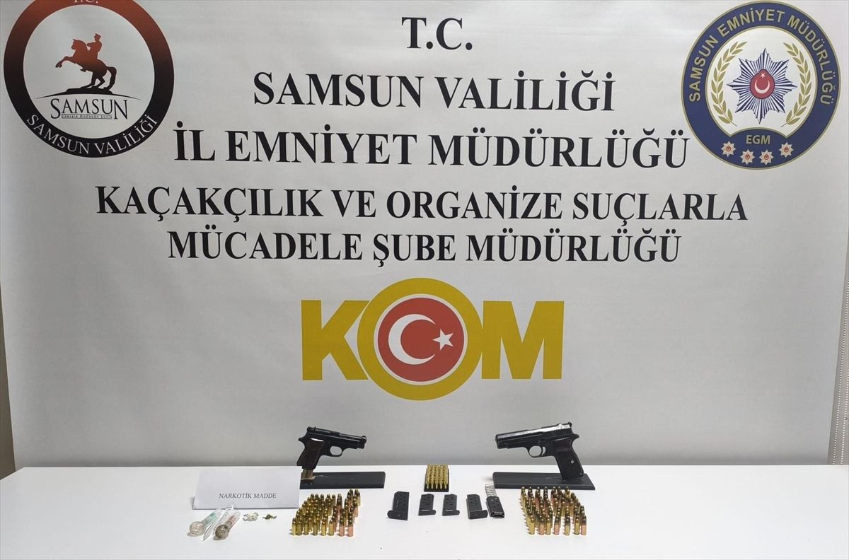 Atakum’da Silah ve Uyuşturucu Operasyonu