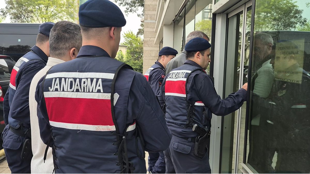 Samsun’da Uyuşturucu ve Silah Operasyonu