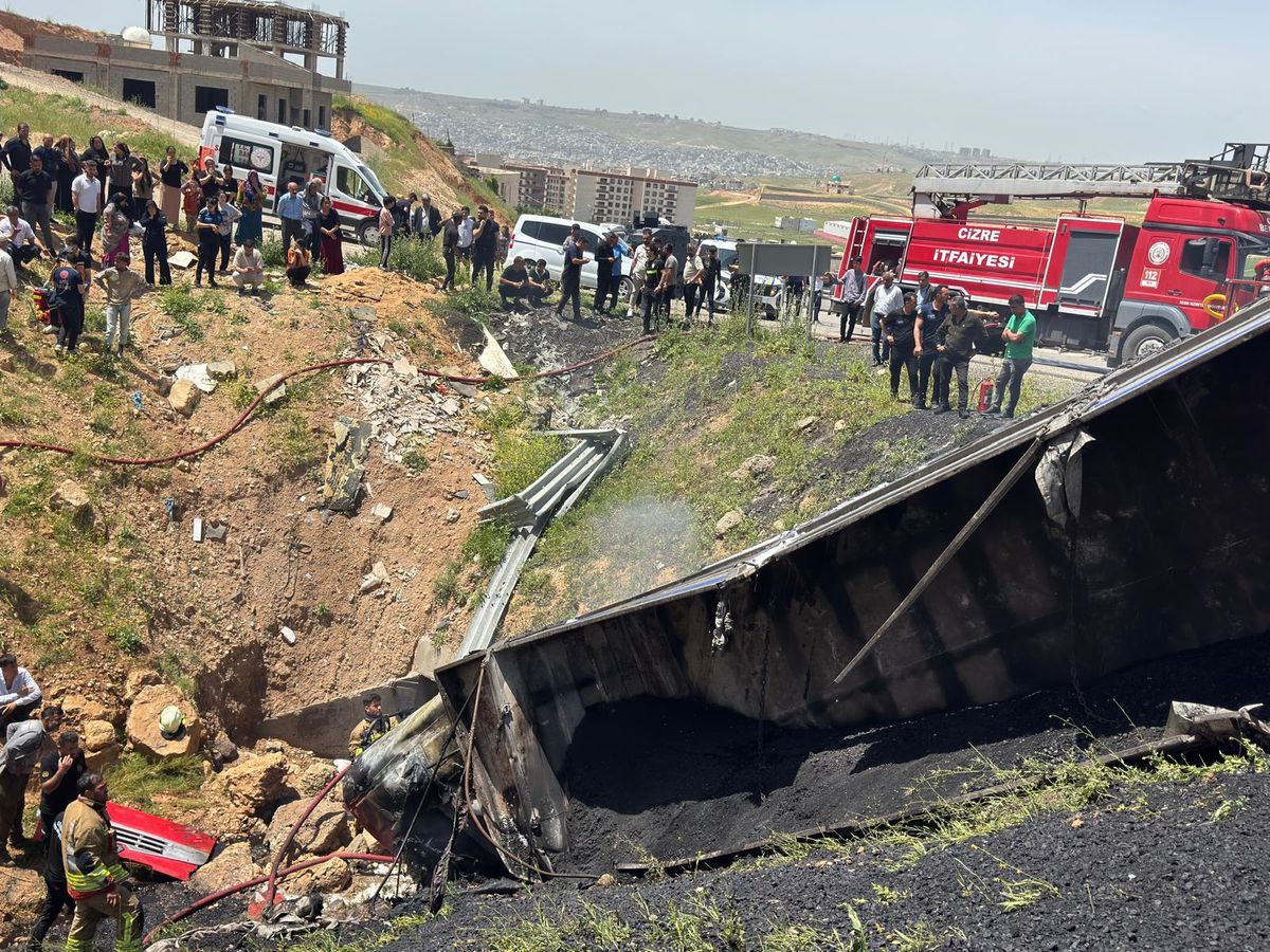Cizre’de TIR Kazası: Şoför Hayatını Kaybetti