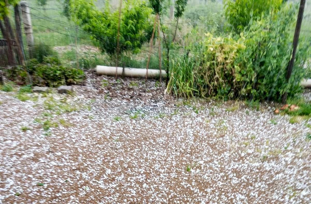Manisa’da Ani Dolu Yağışı Endişe Yarattı