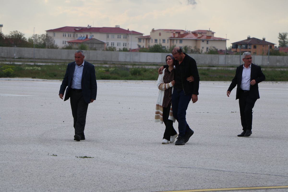 Çorlu’da şehit düşen polis Emrah Koç için Van’da tören