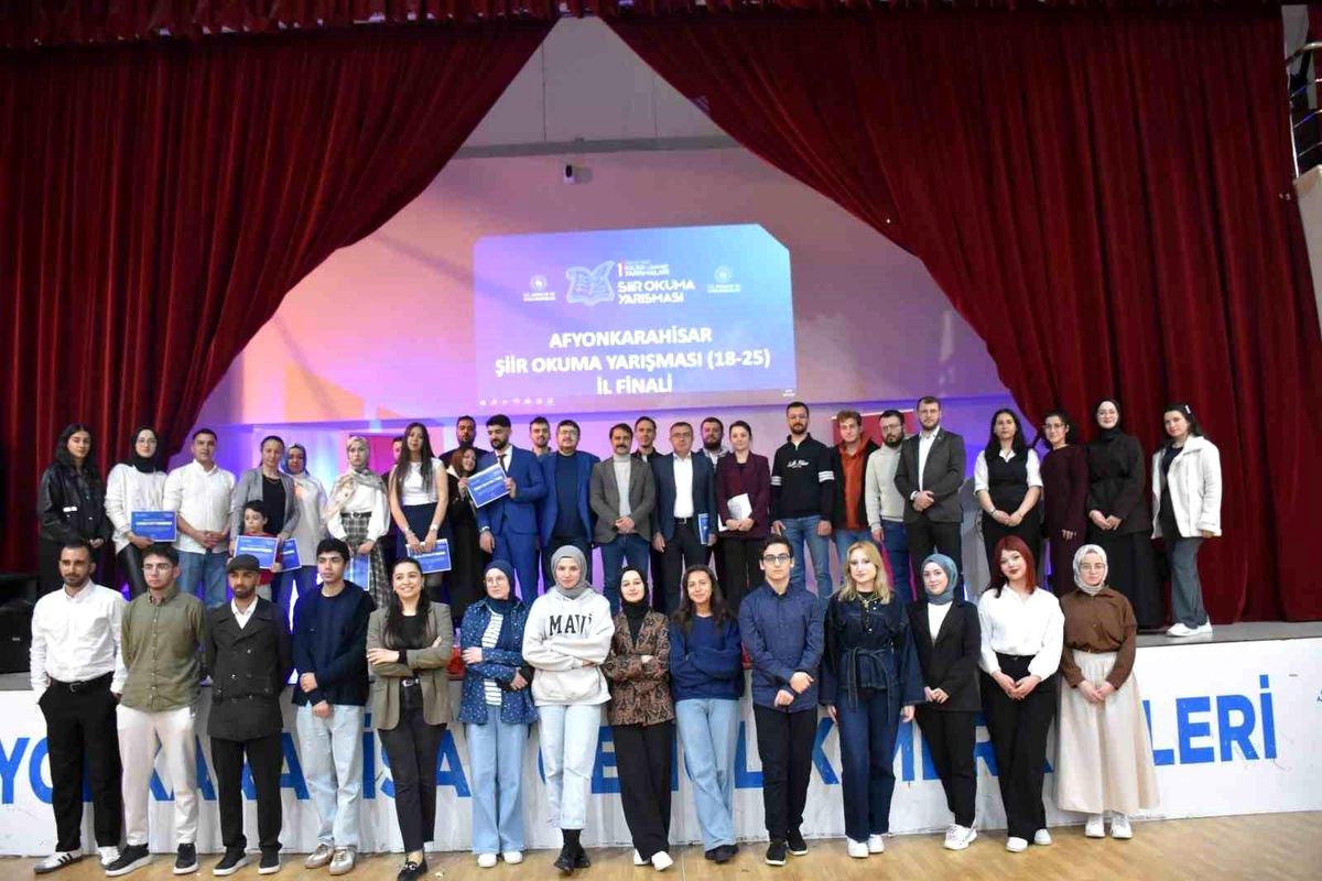 Afyonkarahisar’da Şiir Yarışması Düzenlendi