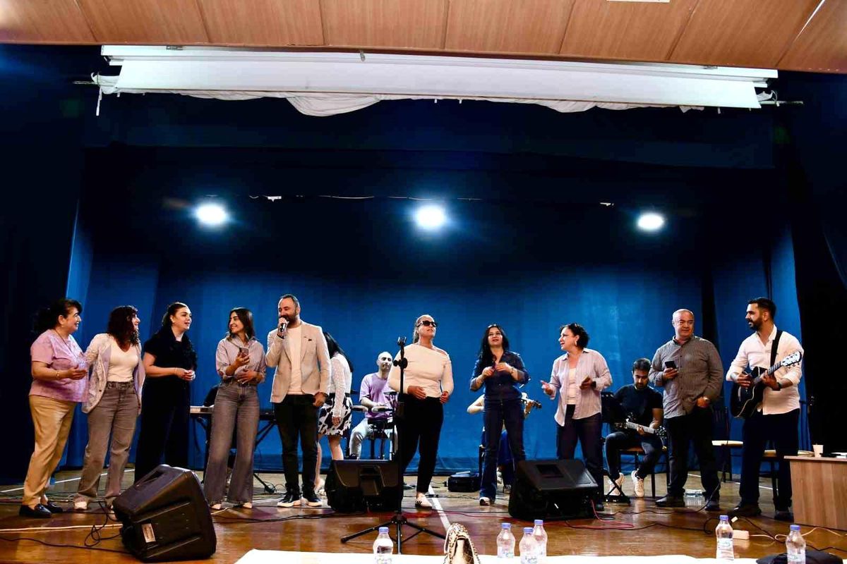 Silifke’de Ses ve Sahne Performans Yarışması Heyecanı