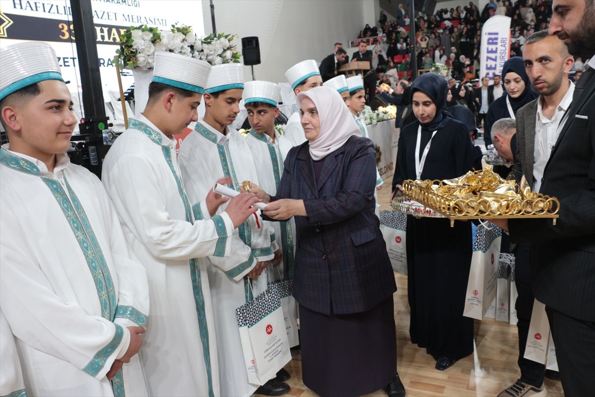 Cizre’de 335 Hafız İcazet Belgelerini Aldı