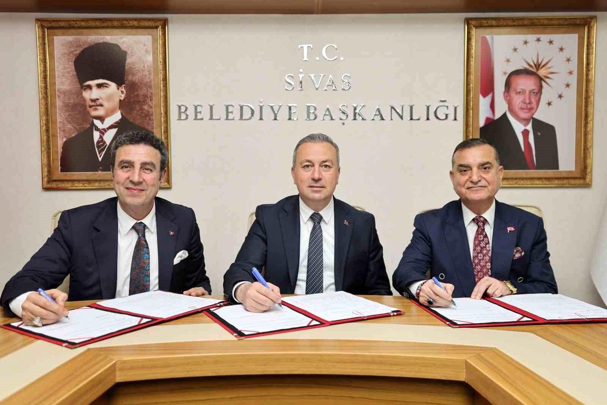 Sivas esnafına yakışacak yeni hizmet binası için imzalar atıldı