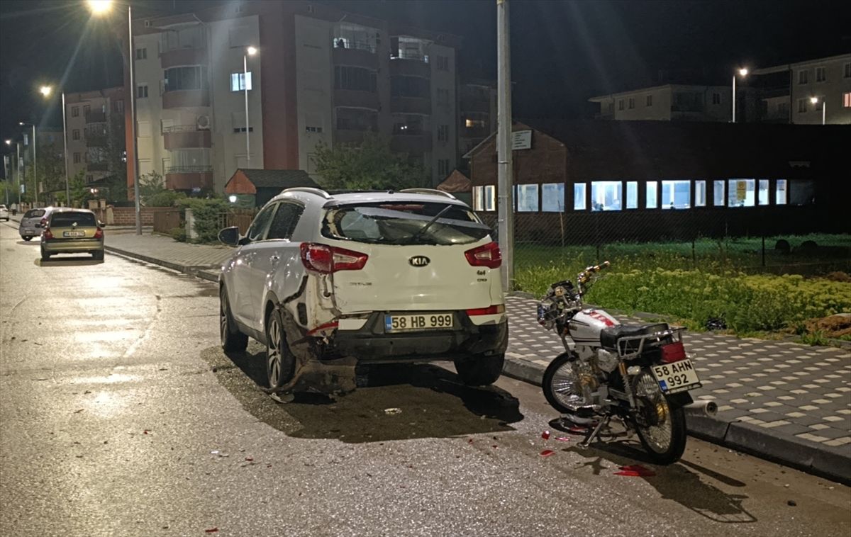 Şarkışla’da Motosiklet Kazası: Bir Ölü, Bir Yaralı