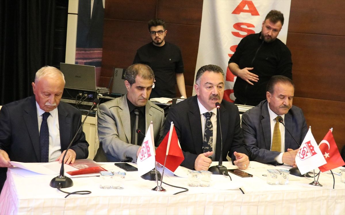 Sivasspor Yönetimi Geçici Olarak Divan Kuruluna Devredildi