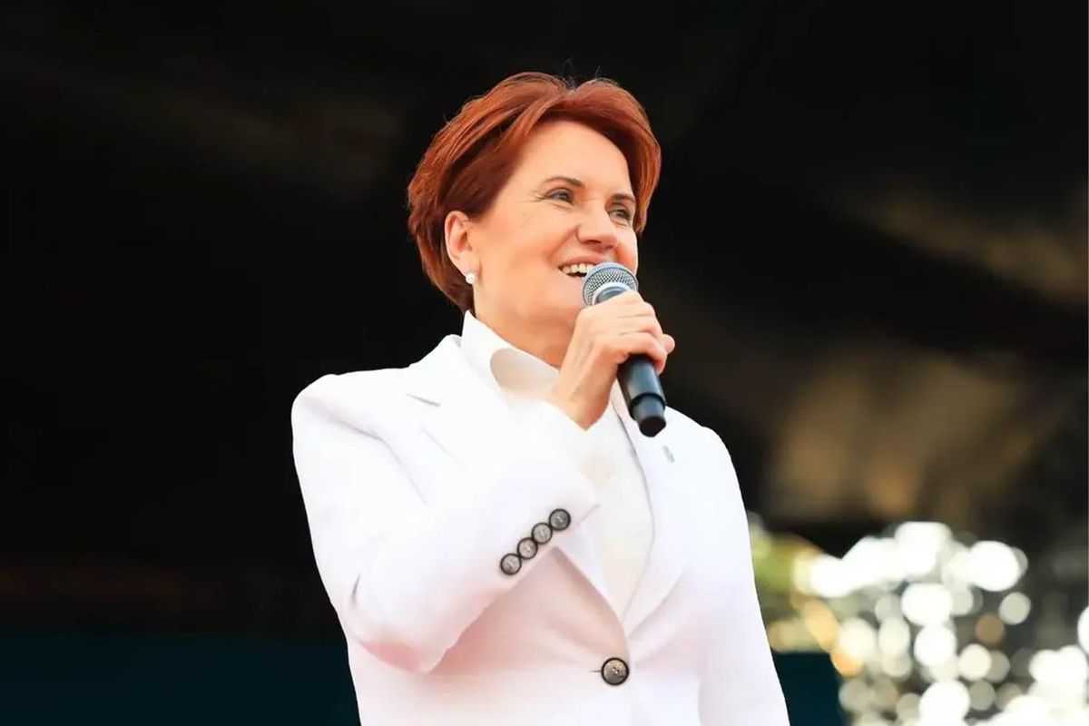 Siyaseti bırakan Meral Akşener’den uzun süre sonra ilk fotoğraf: Yeni imajı dikkat çekti