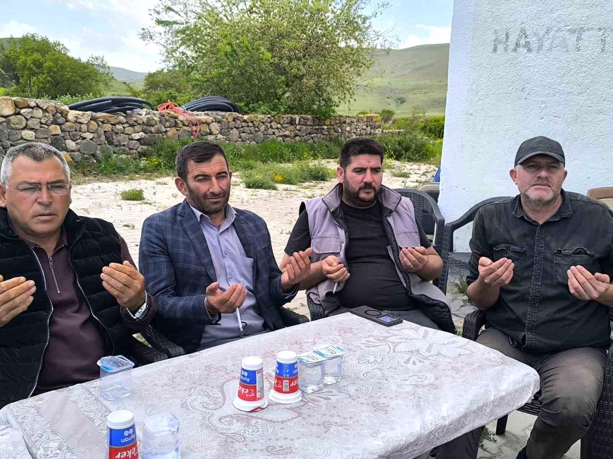 Karahallı’da Yağmur Duası ve Şükür Programı