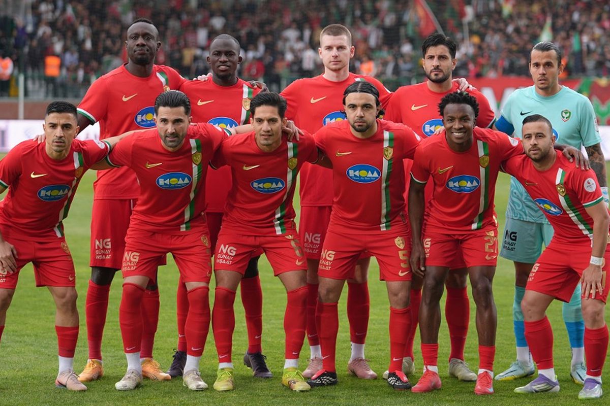 Süper Lig’e çıkan Amedspor’a Süper Lig devlerinden peş peşe tebrikler