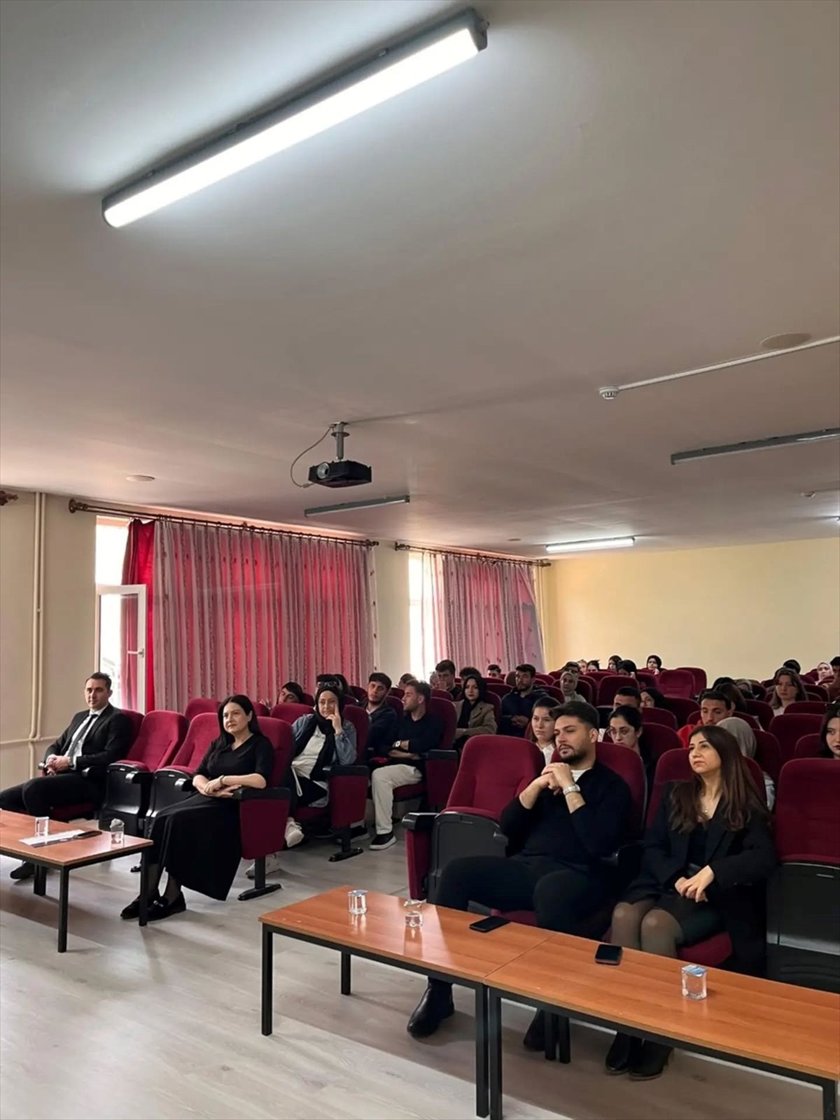 Suşehri’nde Bankacılık Söyleşisi