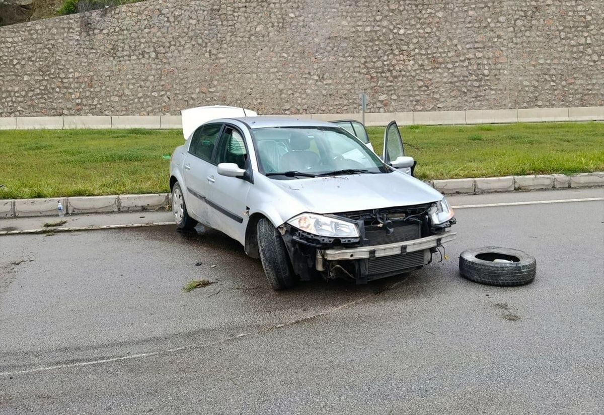 Taşova’da İki Trafik Kazası: 4 Yaralı