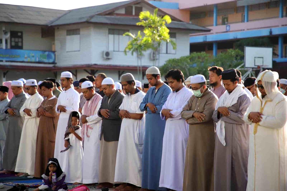 Tayland’da Kurban Bayramı Coşkusu