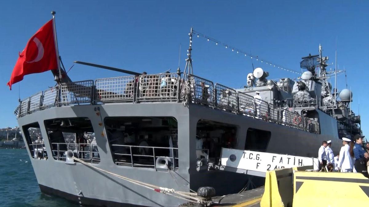 İstanbul’un Fethinde TCG Fatih Ziyarete Açıldı