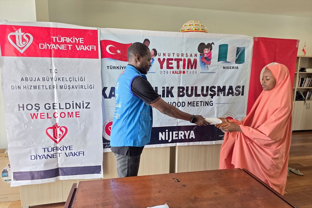 TDV’den Nijerya’daki Yetimlere Yardım