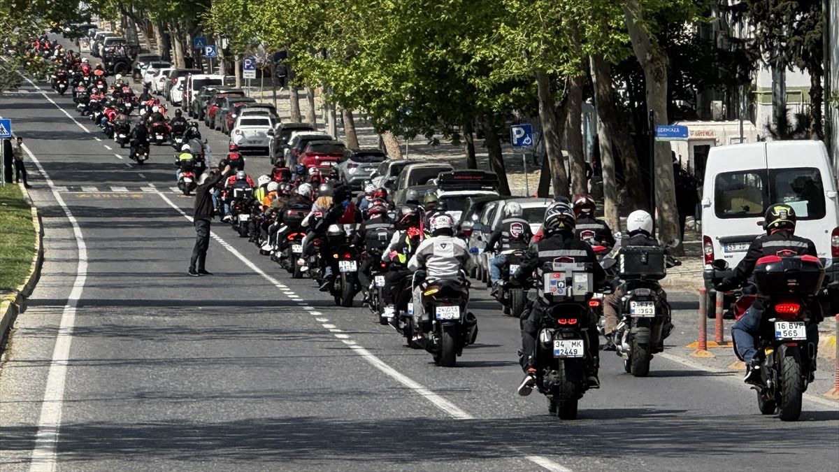 Motosiklet Tutkunları Anneler Günü’nde Buluştu