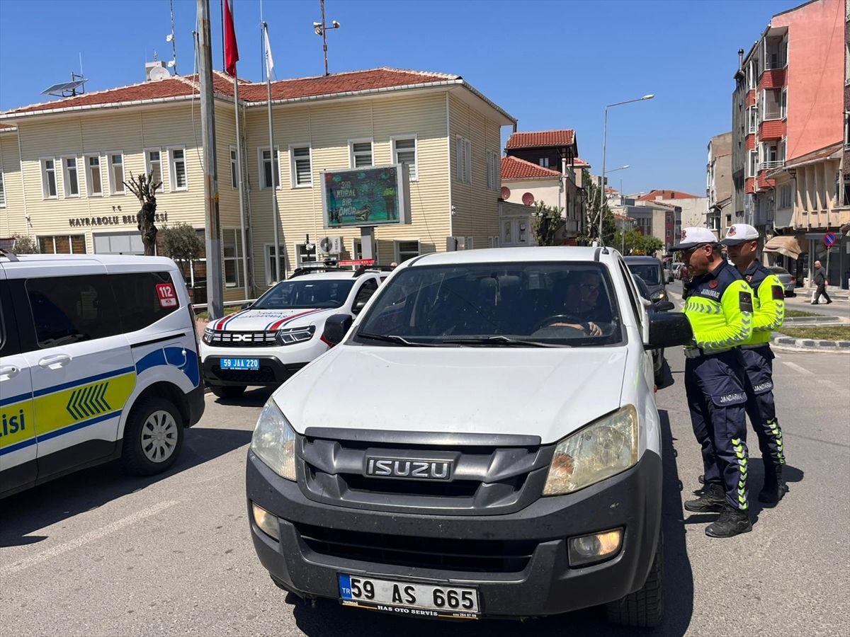 Hayrabolu’da İhtiyaç Sahiplerine Yardım