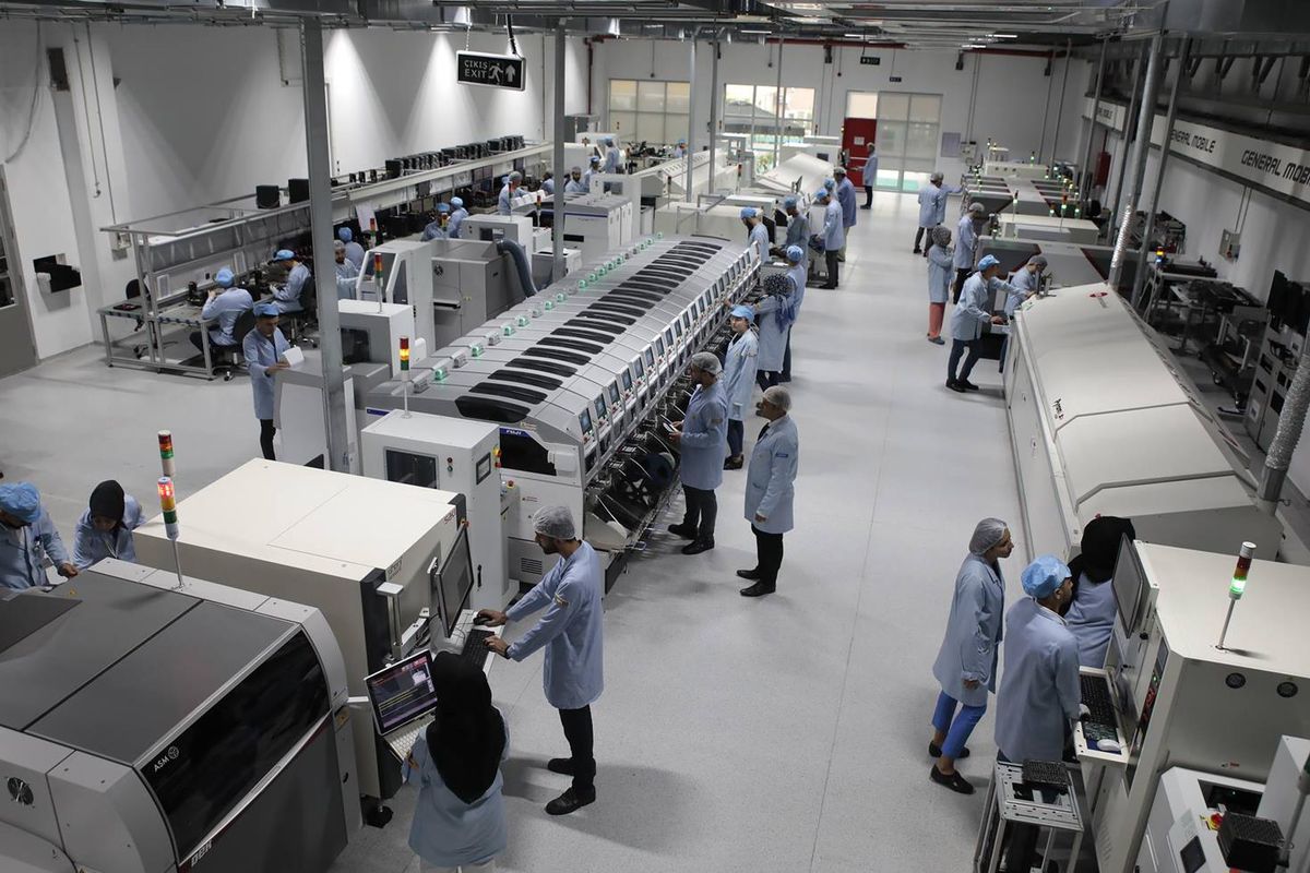 Teknoloji devi Foxconn üretim üssünü İstanbul’a taşıyor