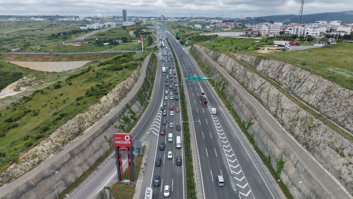 Osmangazi Köprüsü’nde Trafik Yoğunluğu