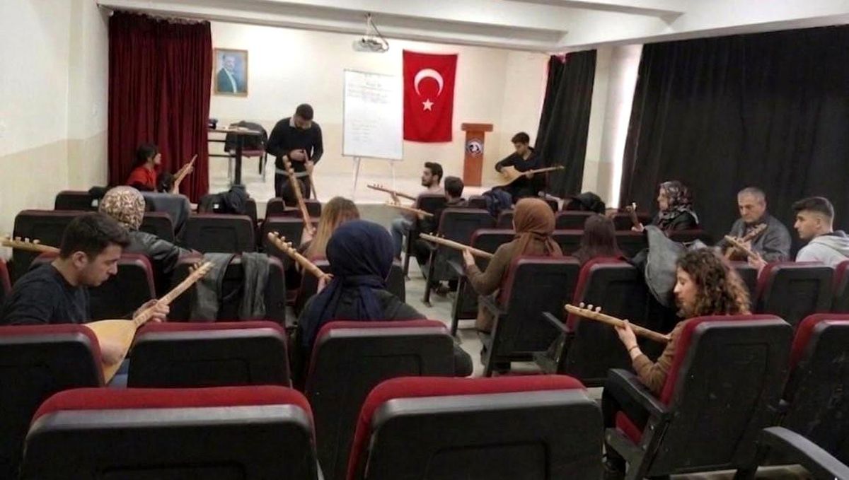 Tercan’da Halk Eğitim Kursları Devam Ediyor