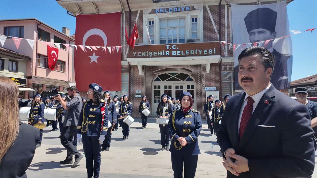 Yenişehir’de Kadın Bandosu Kuruldu
