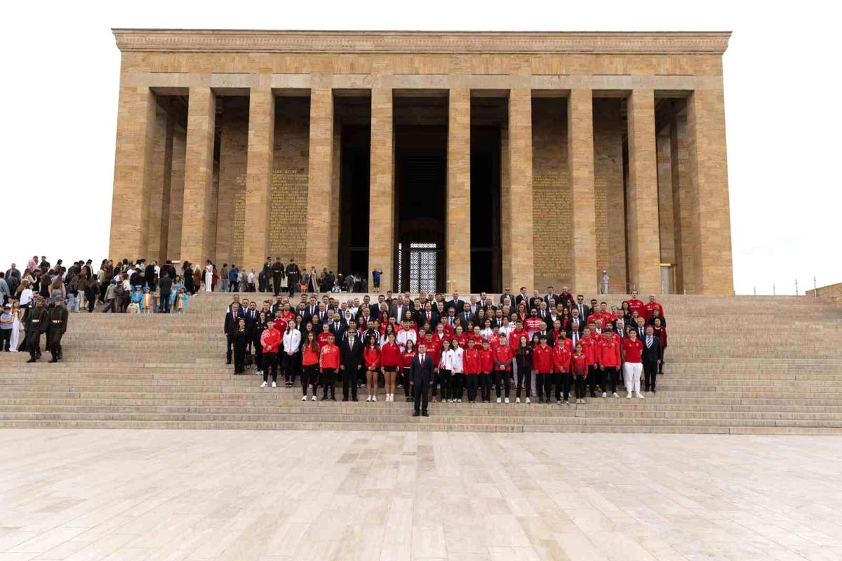 TMOK Heyeti Anıtkabir’i Ziyaret Etti