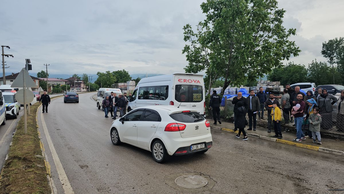 Tokat’ta Minibüs Kazası: 11 Yaralı