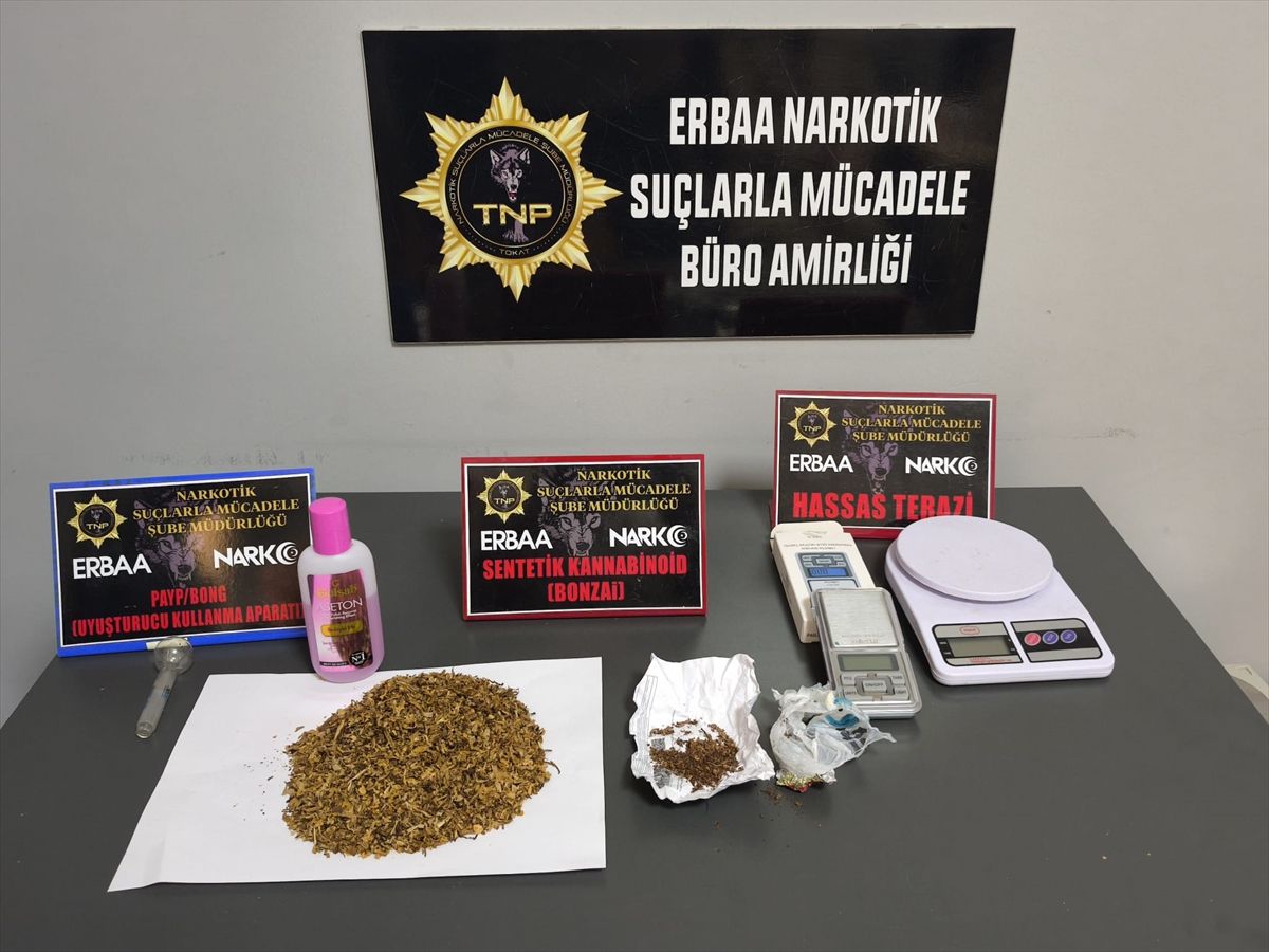 Erbaa’da Uyuşturucu Operasyonu: 3 Gözaltı