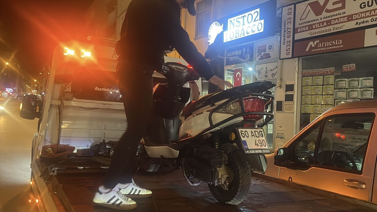 Niksar’da Motosiklet Sürücüsüne 140 Bin Lira Ceza