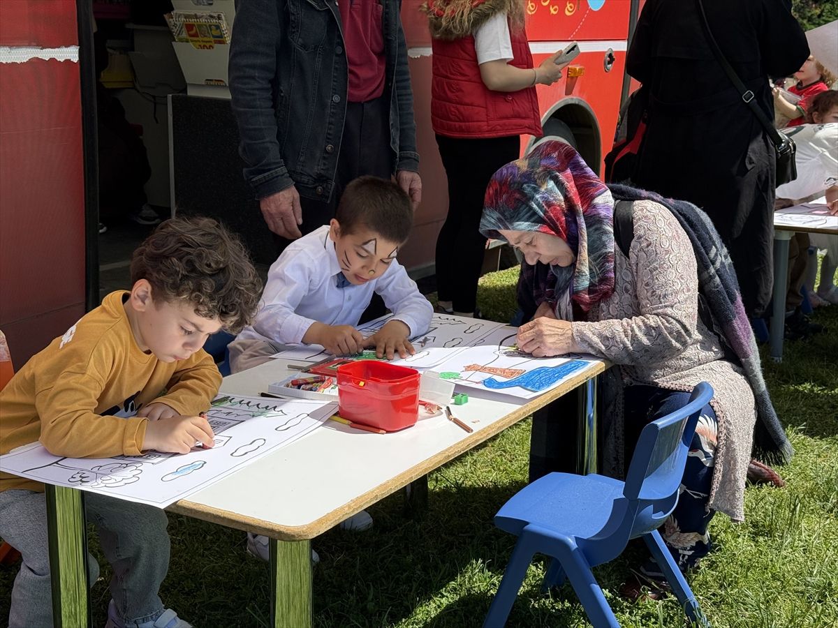 KTÜ’de 12. Çocuk Oyun Şenliği