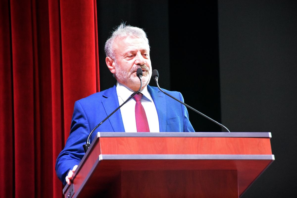 Oktay Sinanoğlu Anısına Münazara Yarışması