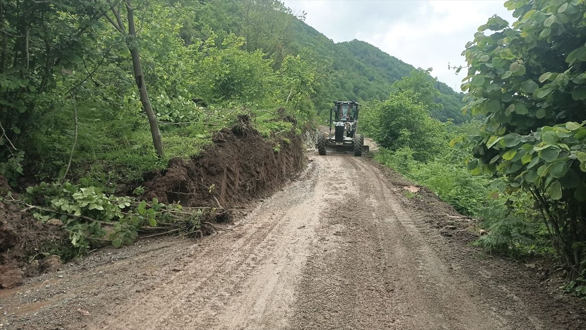 Trabzon’da Şiddetli Yağışlar Hayatı Olumsuz Etkiledi