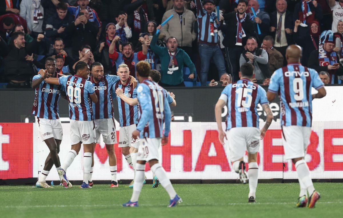 Trabzonspor Yeni Sezonda Kadro Yapılanmasına Gidiyor