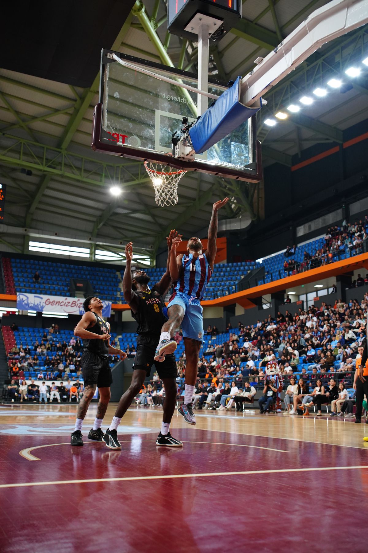Trabzonspor Mersin’i Geçti