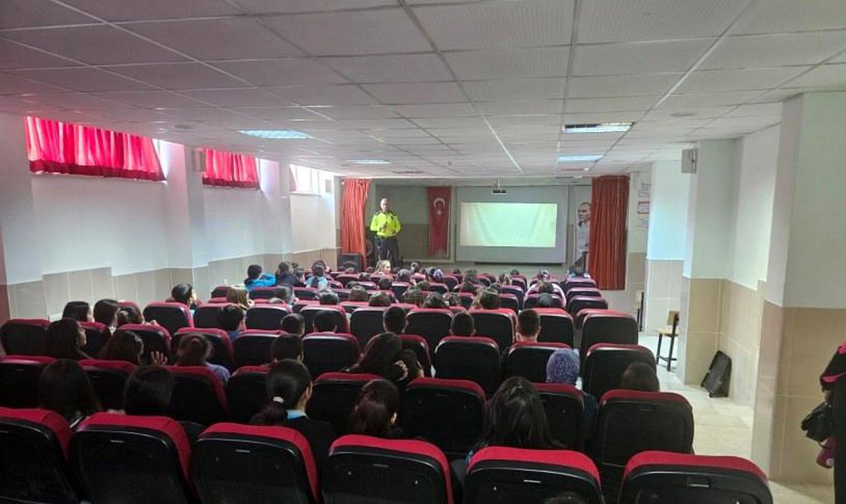 Öğrencilere Trafik Eğitimi