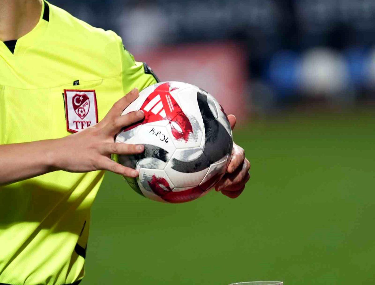 Süper Lig Son Haftada Hakemler Açıklandı