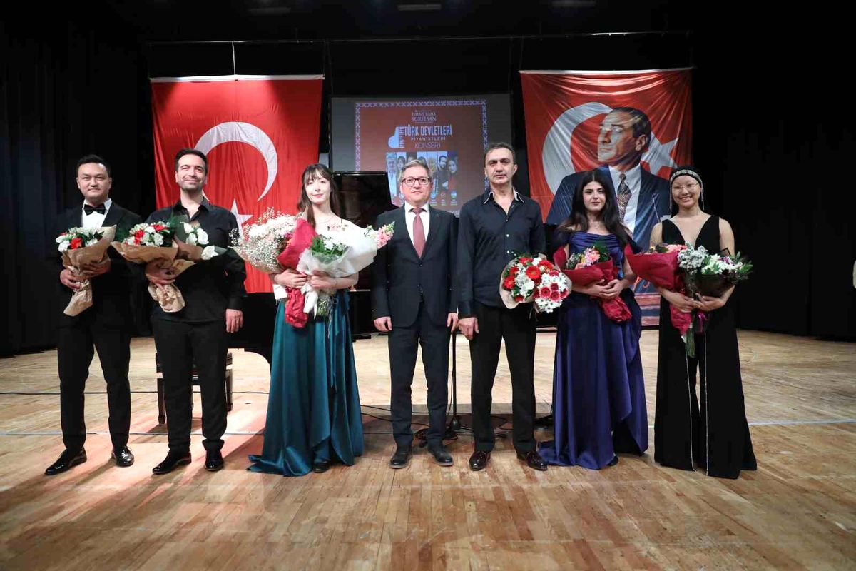 Türk Devletleri Piyanistleri Konseri’nde piyano resitali