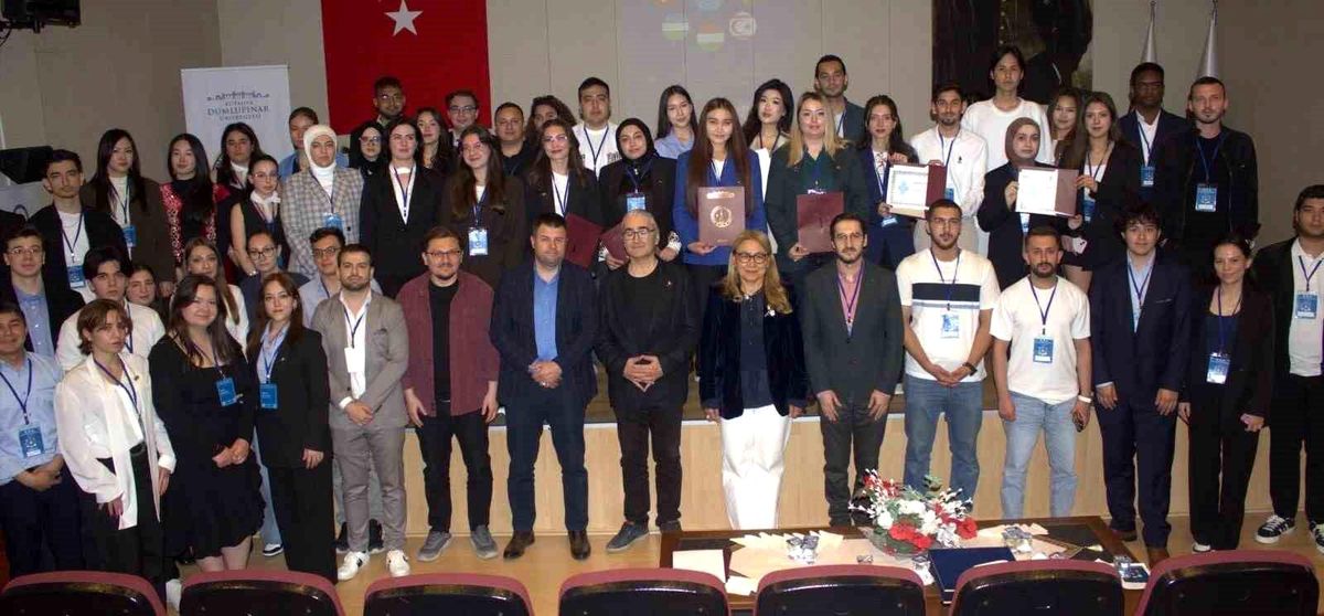 Türk Dünyası Çalıştayı Kütahya’da Gerçekleştirildi