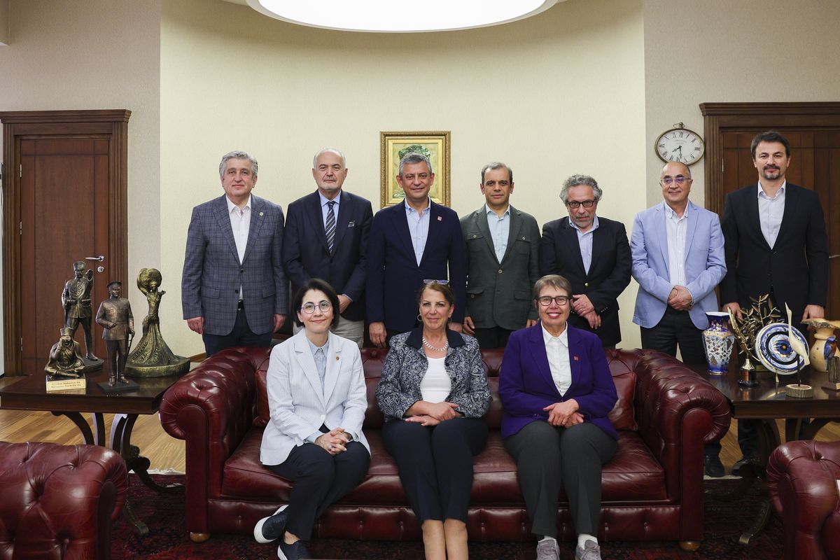TTB ve Barolar, CHP’yi Ziyaret Etti
