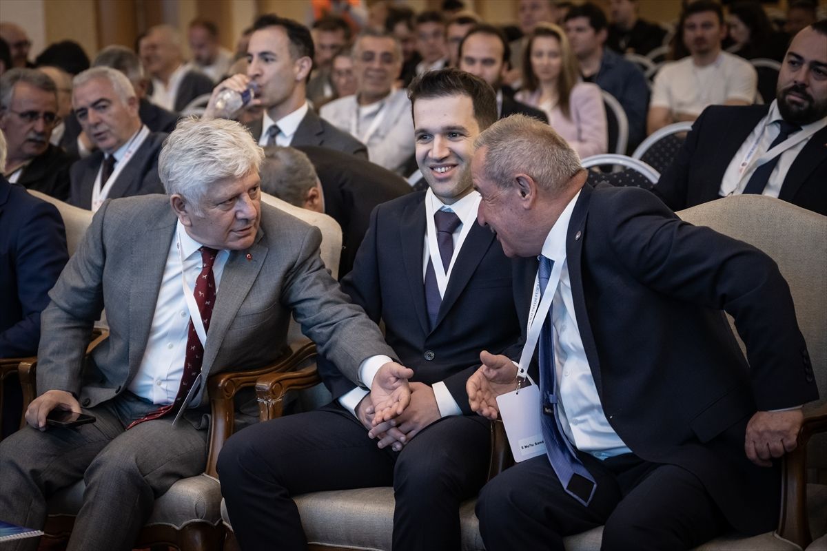 Recep Ali Er, Buz Pateni Federasyonu Başkanlığına Seçildi