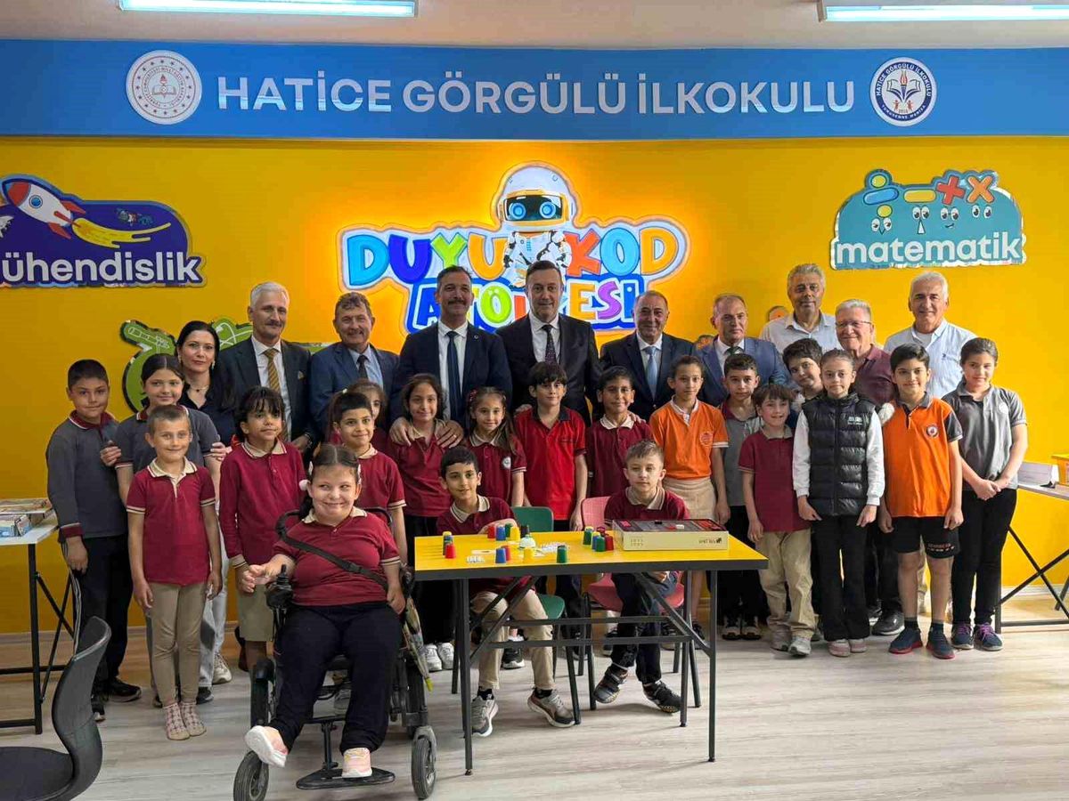 Manisa’da Duyu-Kod Atölyesi Açıldı