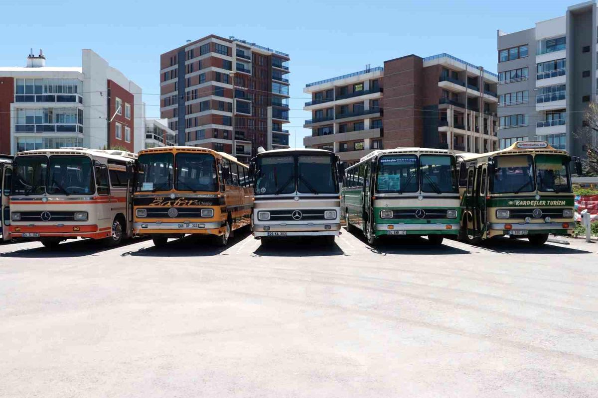 Eskişehir’de Klasik Otobüs Buluşması