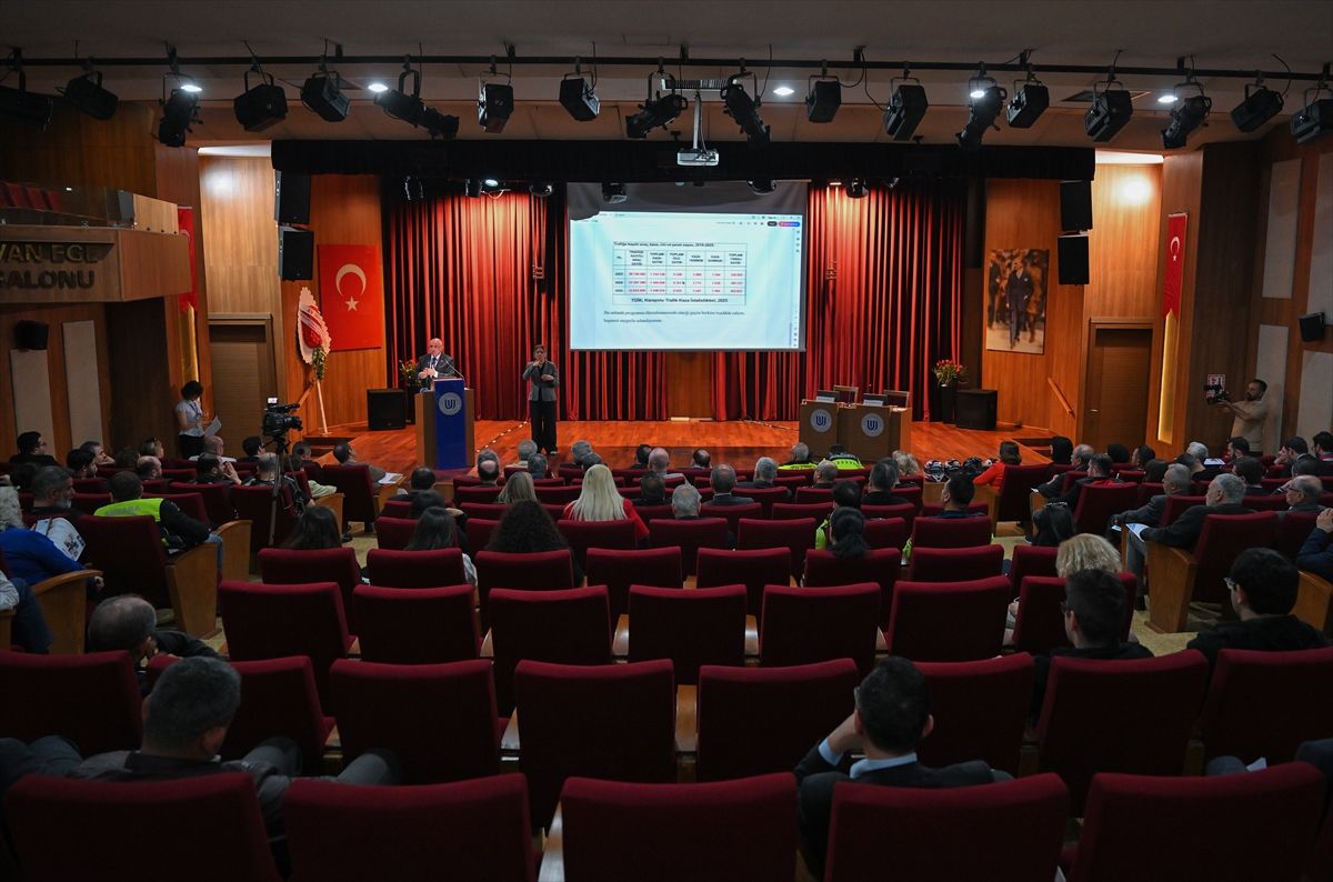 Ufuk Üniversitesinde “Trafik Haftası Sempozyumu” düzenlendi