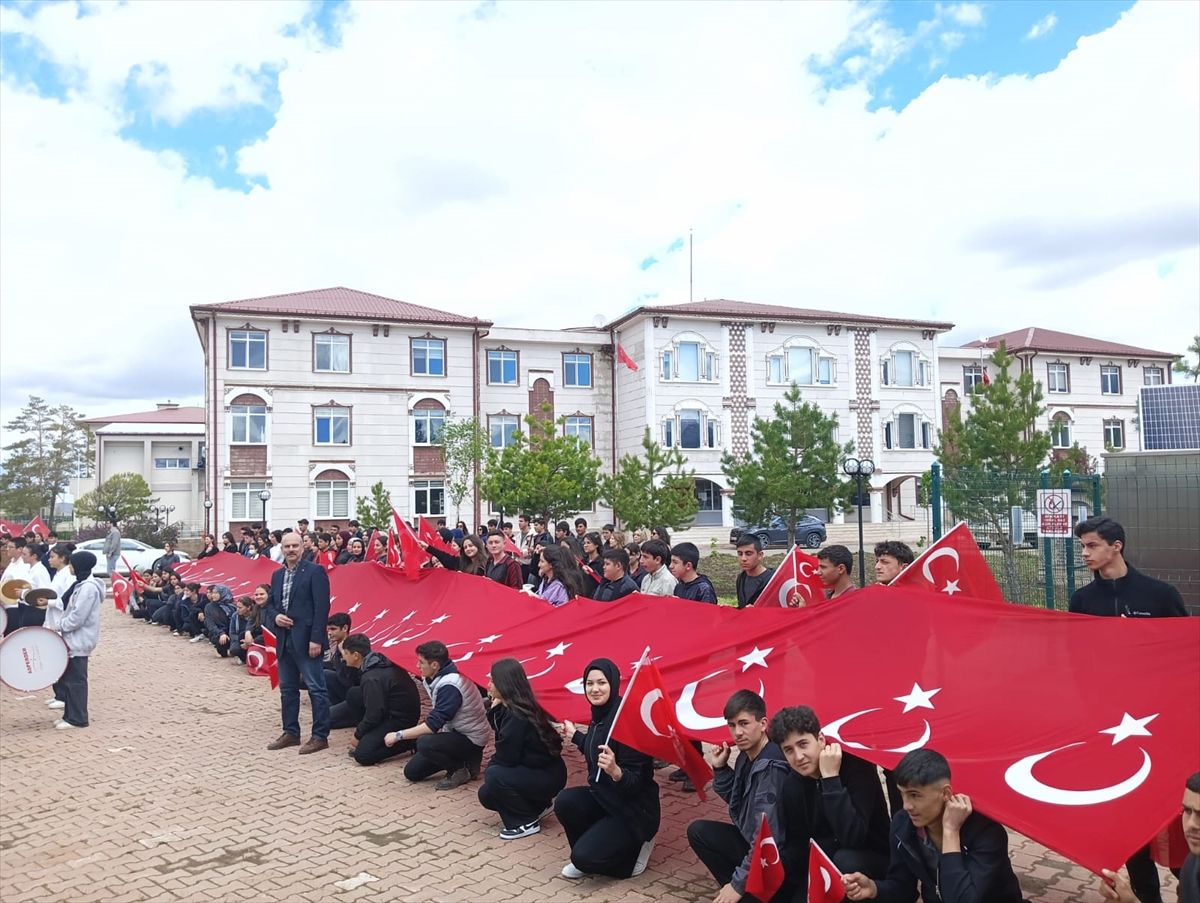Ulaş’ta Bayrak Yürüyüşü Düzenlendi
