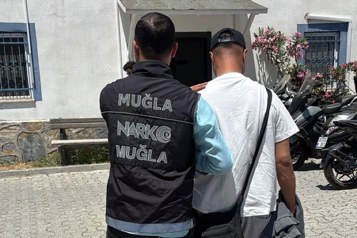 Uyuşturucu operasyonunda yeni detaylar: “Saçma sapan haberler” diyen ünlü isim de gözaltında