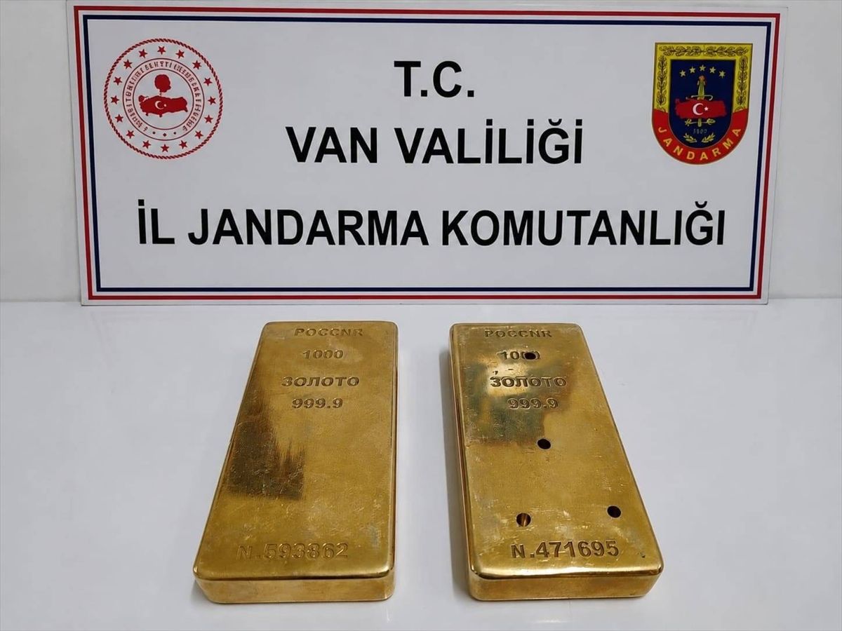 Van’da 2 Kilogram Altın Ele Geçirildi