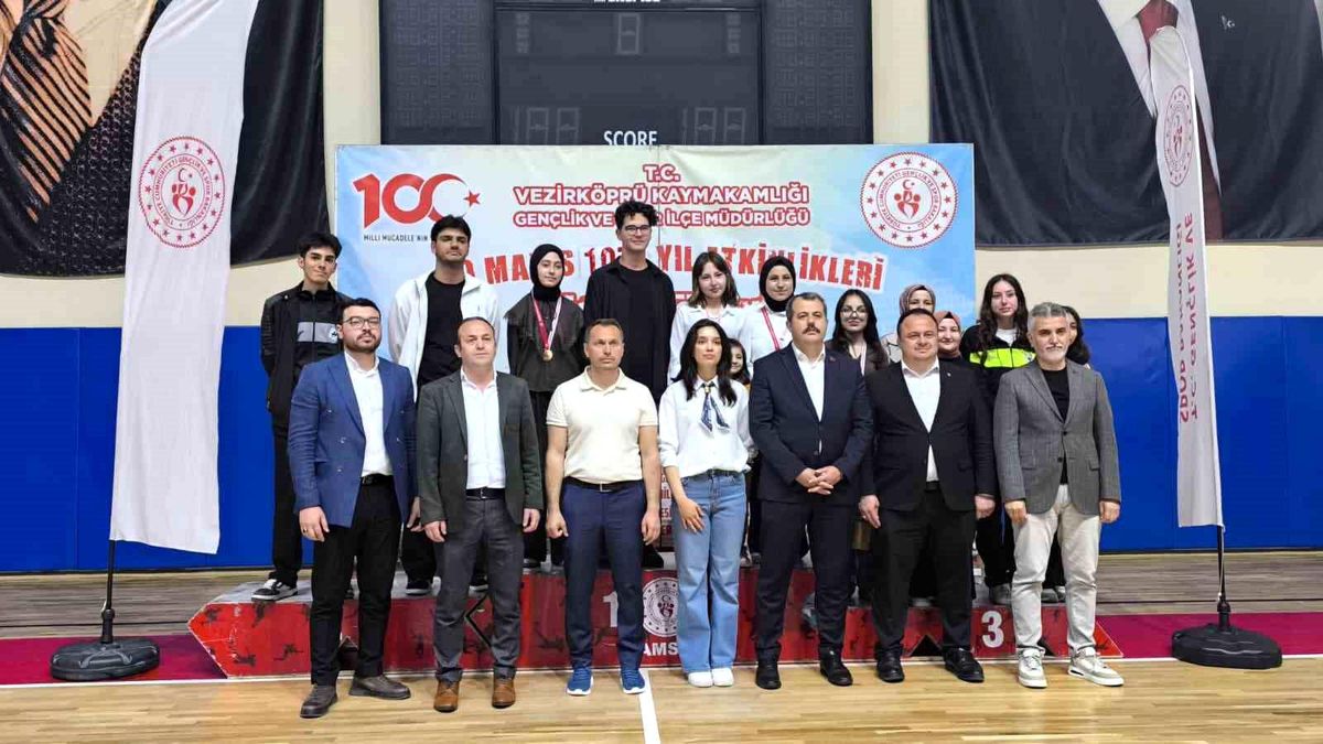 Vezirköprü’de Münazara Yarışması Düzenlendi