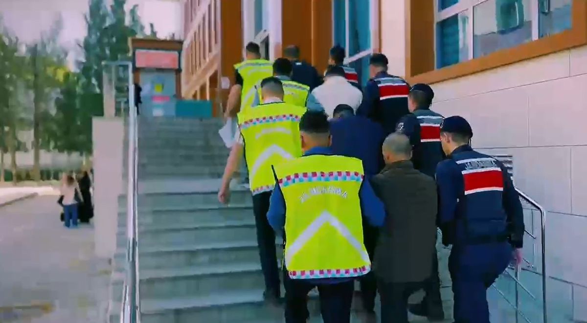 Yalova’da Kaçak Göçmen Operasyonu