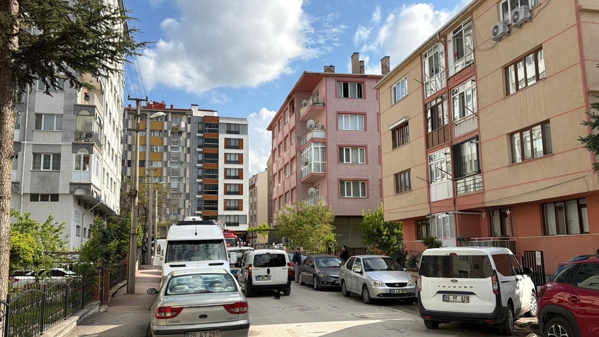 Eskişehir’de Yangın: Mahsur Kalan Kadın Kurtarıldı